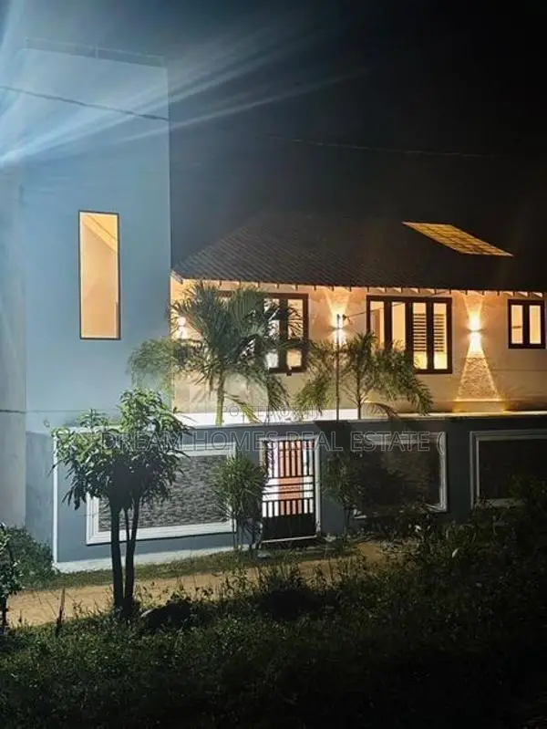 Completed House for Sale – Athurugiriya