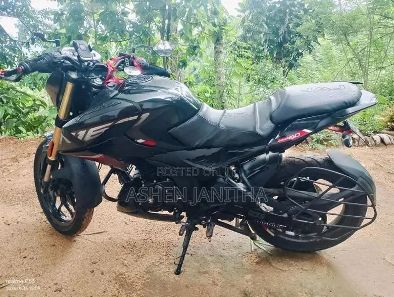 Bajaj Pulsar N160 2025