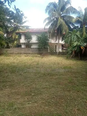 Yakkala Kalagedihena Land for Sale