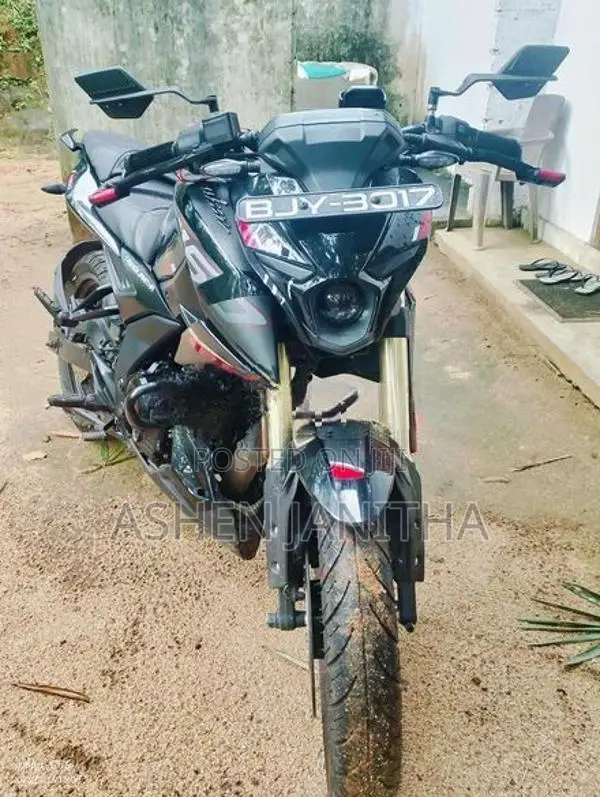 Bajaj Pulsar N160 2025