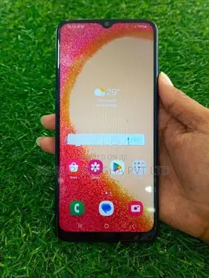 Samsung Galaxy A04e 3GB 32GB (Used)