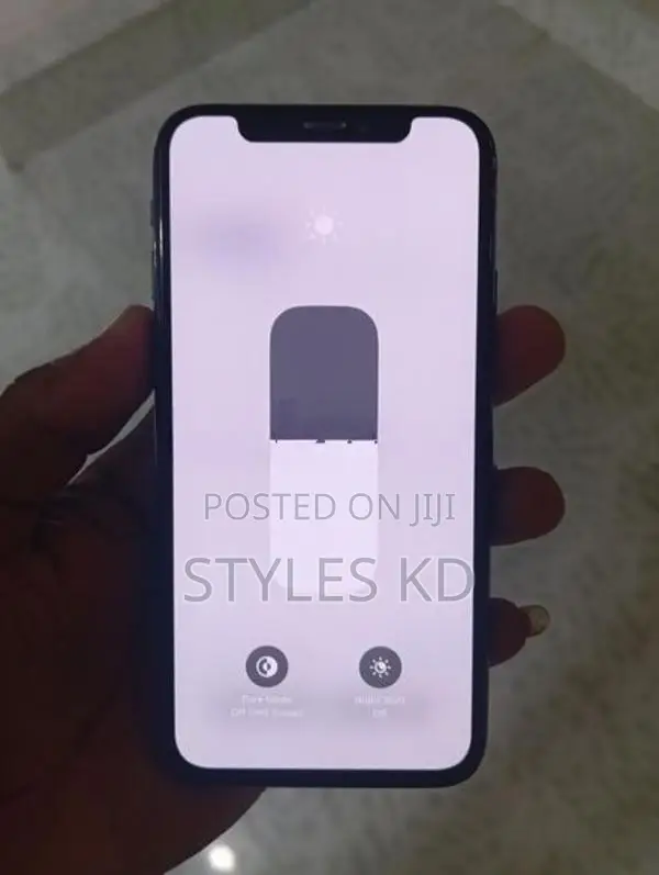 Apple iPhone X (Used)