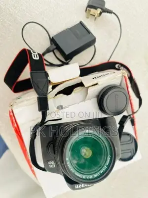 Canon EOS 750D DSLR