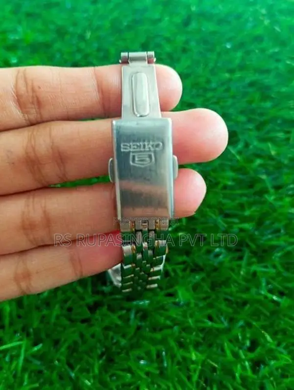 Seiko Ladies Hand Watch