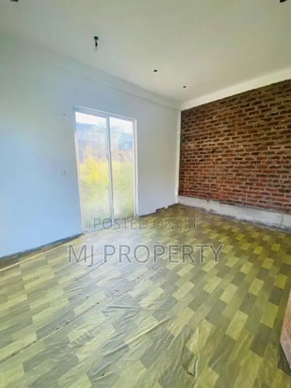 (YS-1015) Valuable Half Complete Two Storey House Sale in Athurugiriya