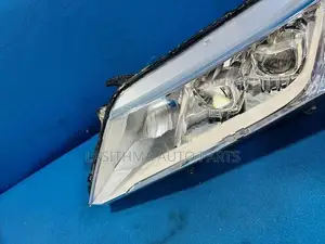Grace Head Lamp