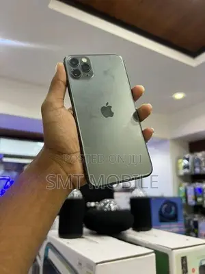 Apple iPhone 11 Pro Max (Used)