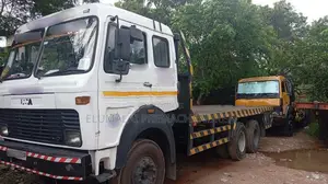 Tata LPT 2004