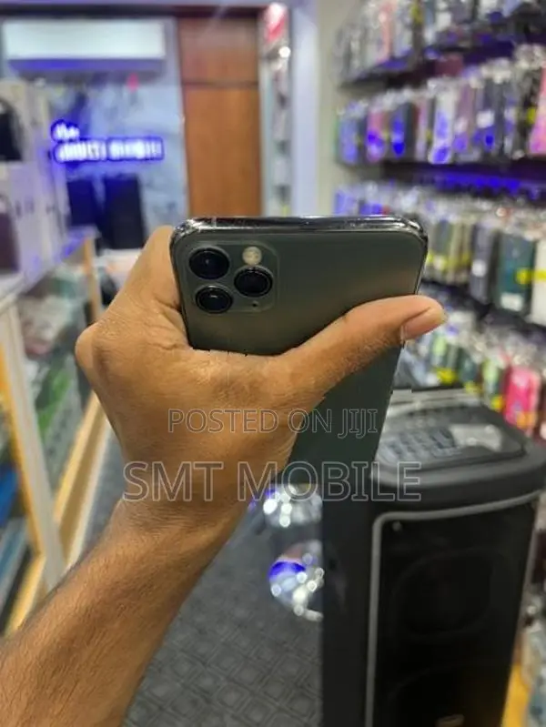 Apple iPhone 11 Pro Max (Used)