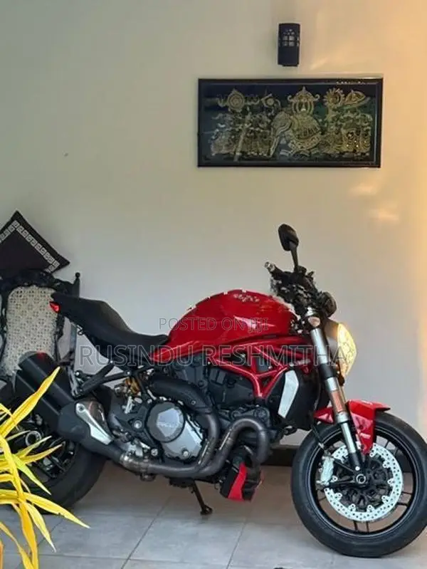 Ducati Monster 1200R 2022