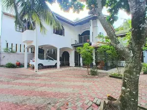 Spacious Family House for Rent in Hokandara North