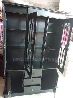 3 Door Cabinet (K-8)