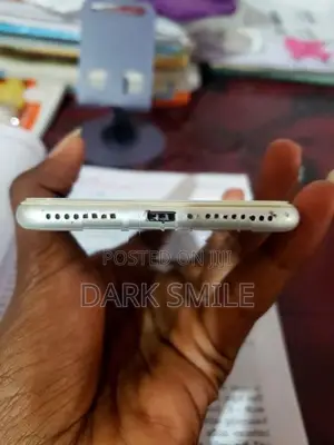 Apple iPhone 8 Plus (Used)