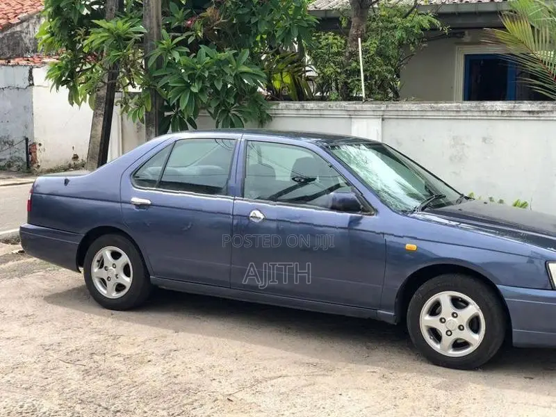 Nissan Bluebird SU 14 1998