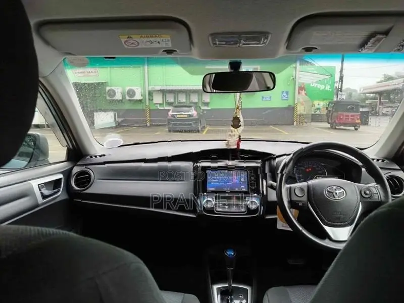 Toyota Axio 2014
