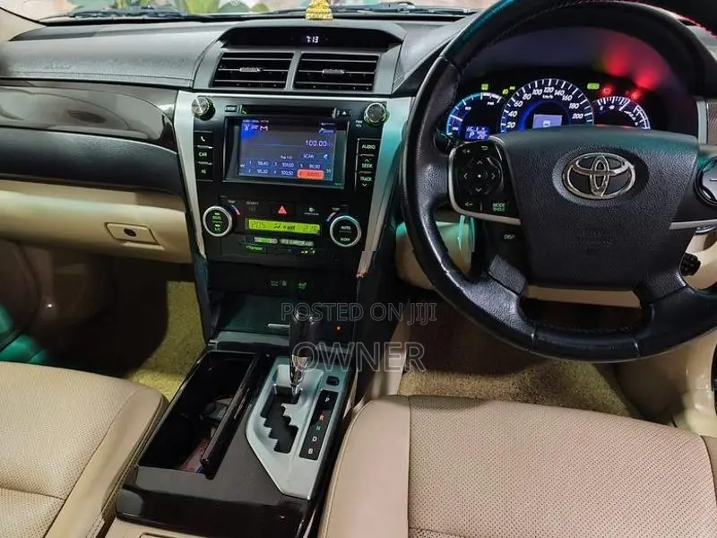 Toyota Camry 2013