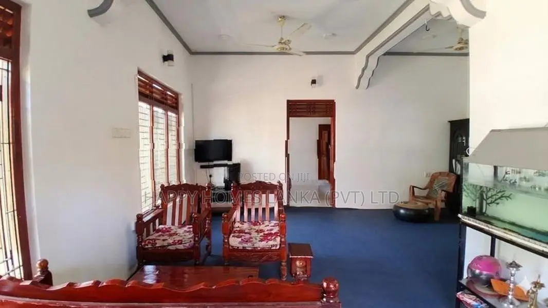HHL1146 - House for sale in Palameenmadu