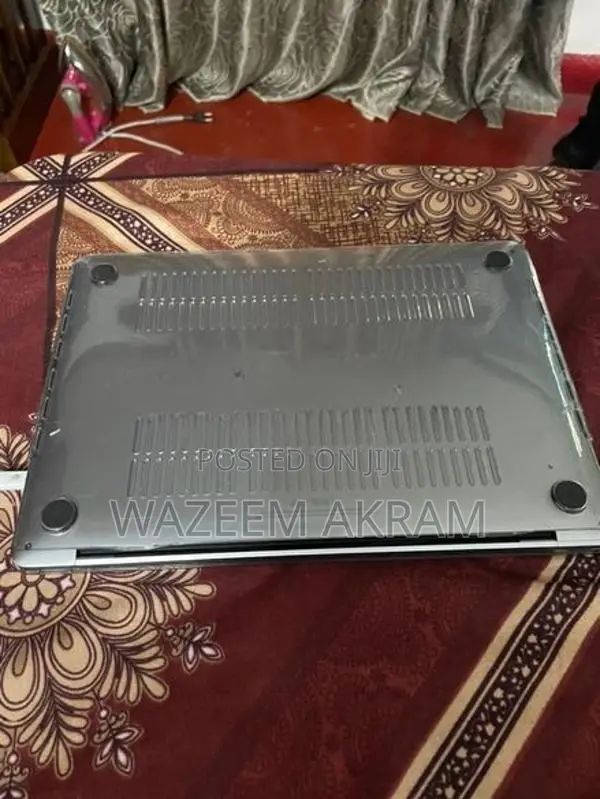 Apple MacBook Pro
