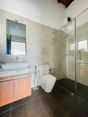 Villa for Rent in Canterbury Golf Resort - Kahathuduwa