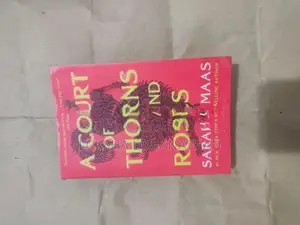 A Court of Thorns Book Set