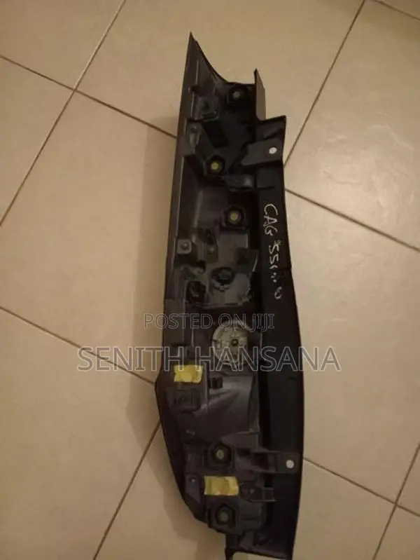 Toyota Voxy 80 Series Tail Light