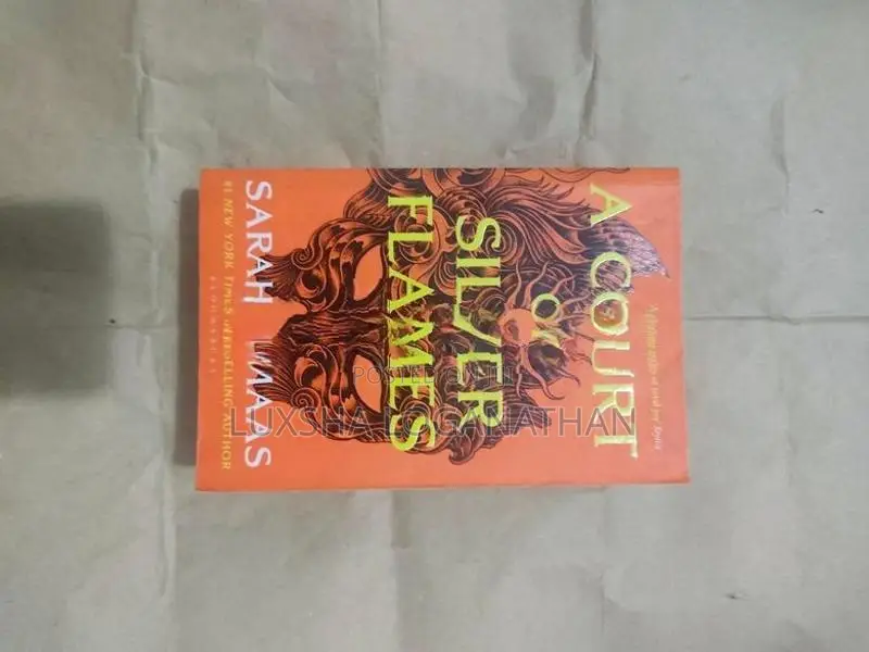 A Court of Thorns Book Set