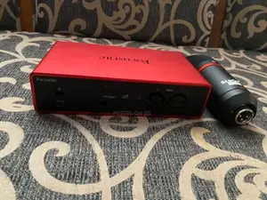 Scarlett 2i2 4th Gen Professional Sound Card With Mic