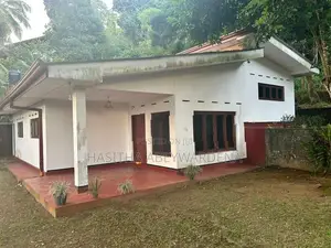 60P Land with A House Sale walking distance to Sri Palee Campus, Horan