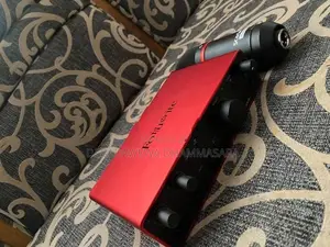 Scarlett 2i2 4th Gen Professional Sound Card With Mic