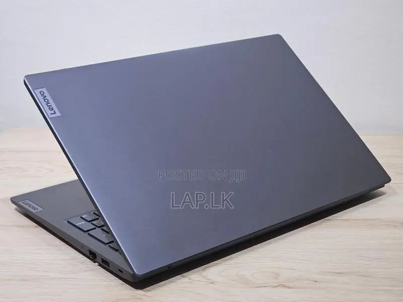 Lenovo V15 G3 IAP Core i5 1235U 12th GEN 15.6 FullHD 8GB RAM