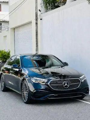 Mercedes Benz E350 E350e AMG 2025