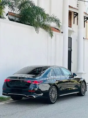 Mercedes Benz E350 E350e AMG 2025