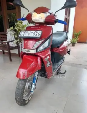 Mahindra Gusto 2015