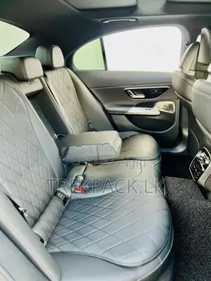 Mercedes Benz E350 E350e AMG 2025