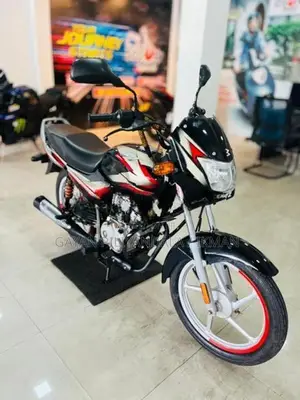 Bajaj CT100 2025