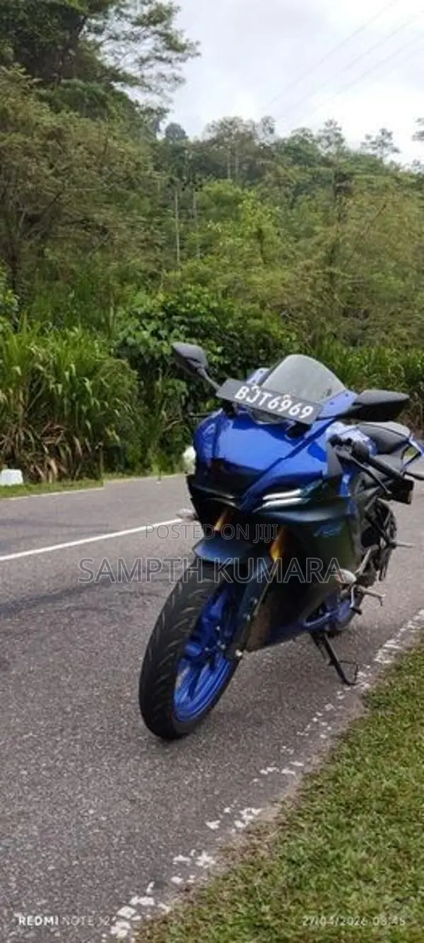 Yamaha R15 2025