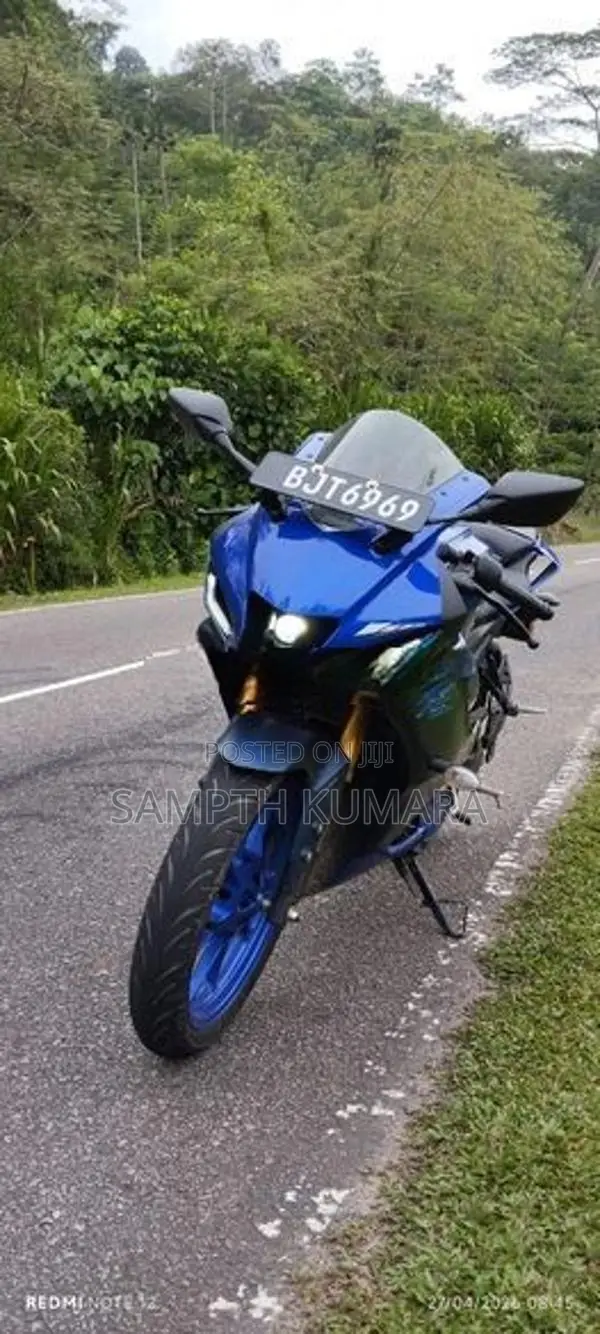 Yamaha R15 2025