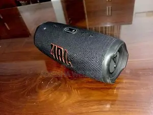 JBL Charge 5 Speaker
