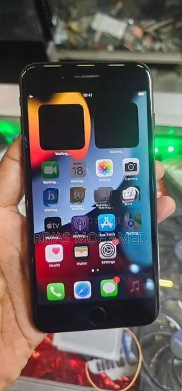Apple iPhone 7 Plus 256GB (Used)