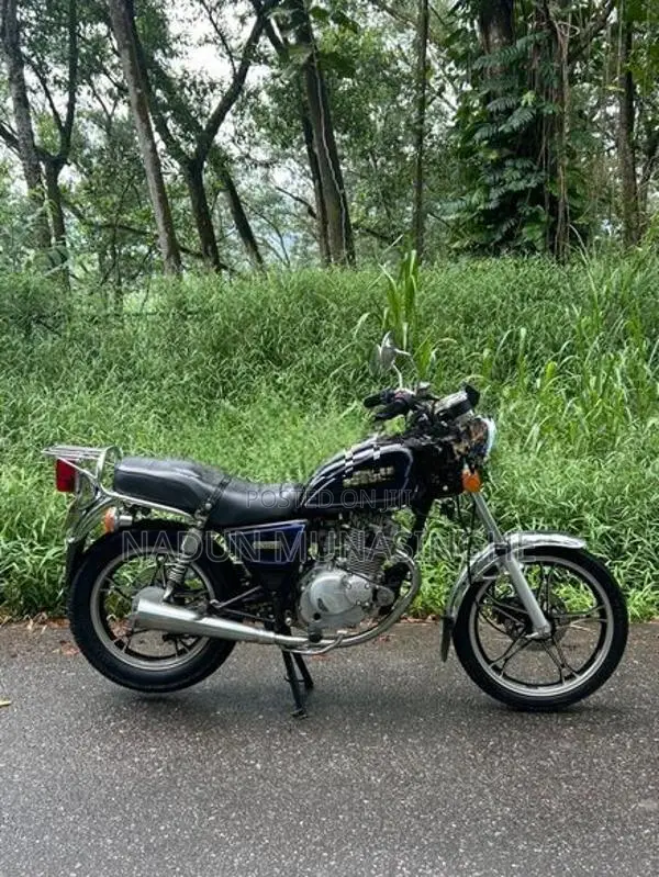 Suzuki GN 125 2014