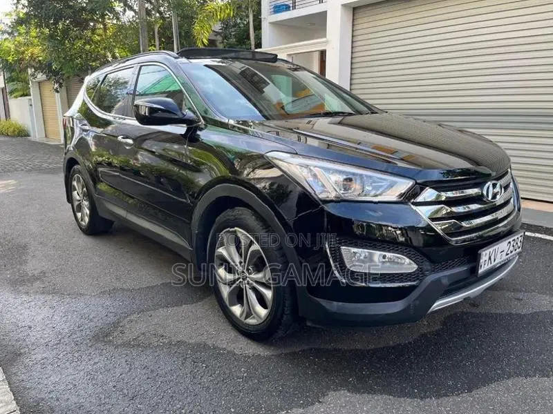 Hyundai Santa Fe highest grade 2014