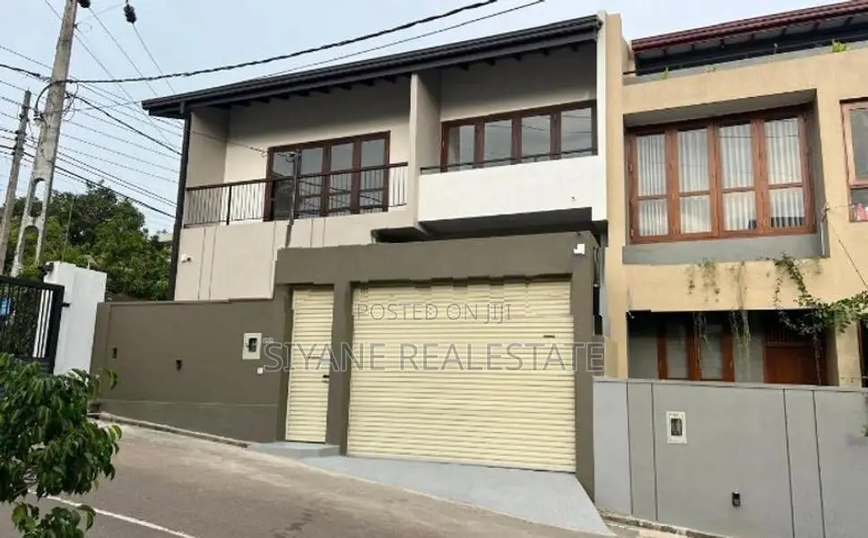 Modern Beautiful Luxury House for Sale Piliyandala