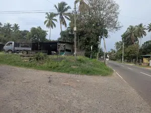 Land for Sale in Divulapitiya