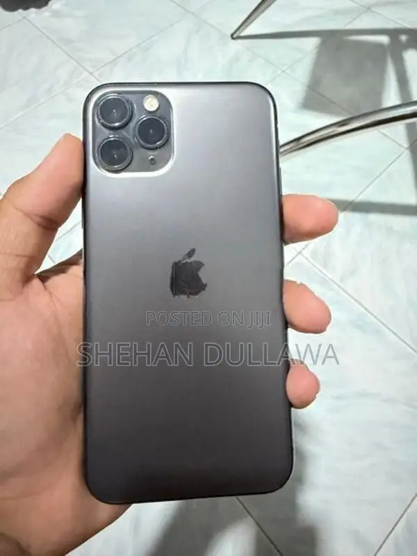 Apple iPhone 11 Pro (Used)