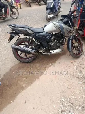 TVS Apache 2015