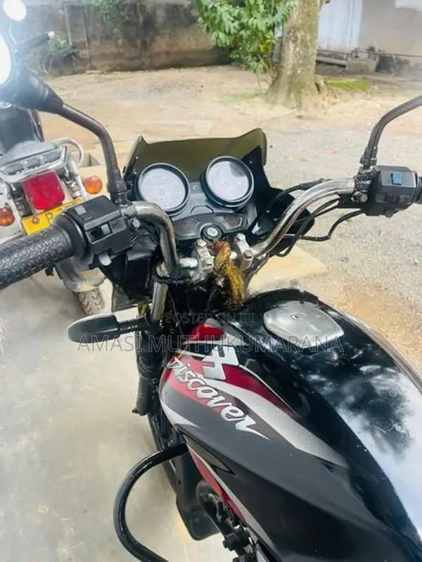 Bajaj Discover 100 2011