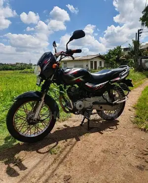 Bajaj CT100 2018