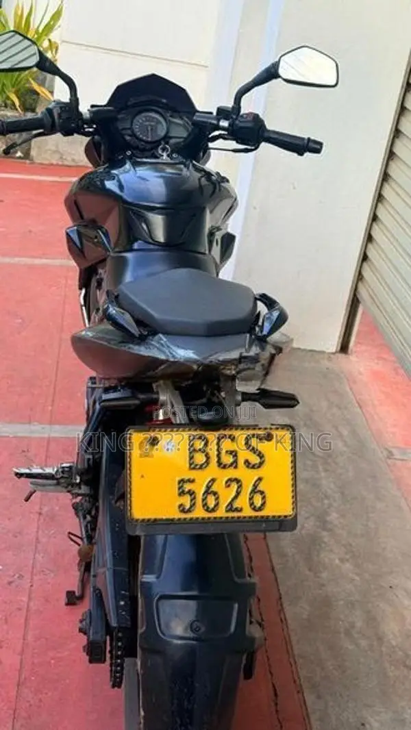 Bajaj Pulsar NS200 2018