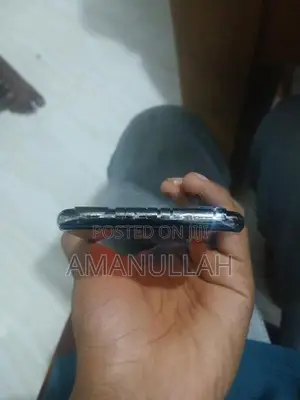 Apple iPhone X (Used)