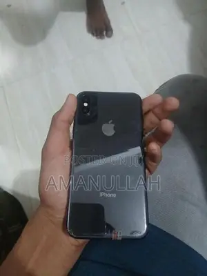 Apple iPhone X (Used)